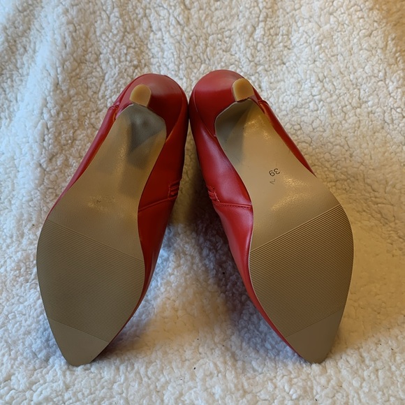NWOB Red booties. - Picture 4 of 5